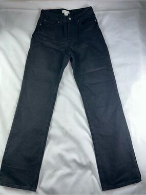 Women’s Black Straight-Leg Jeans